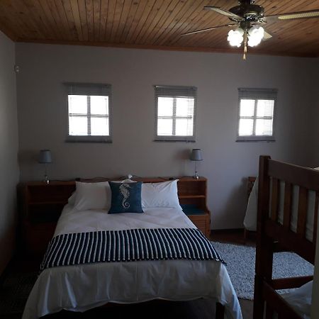 Starfish Guesthouse 뤼데리츠 외부 사진