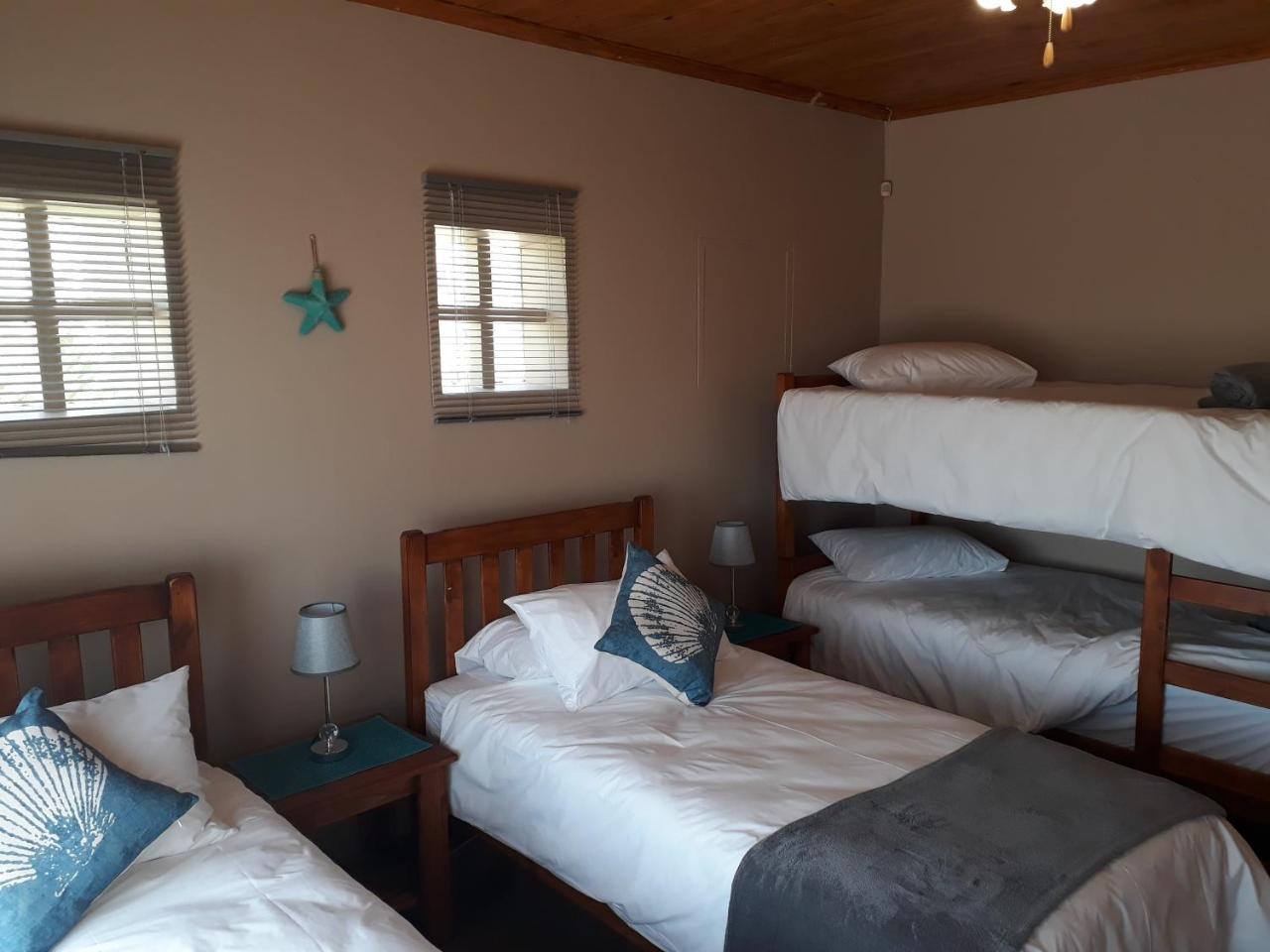 Starfish Guesthouse 뤼데리츠 외부 사진